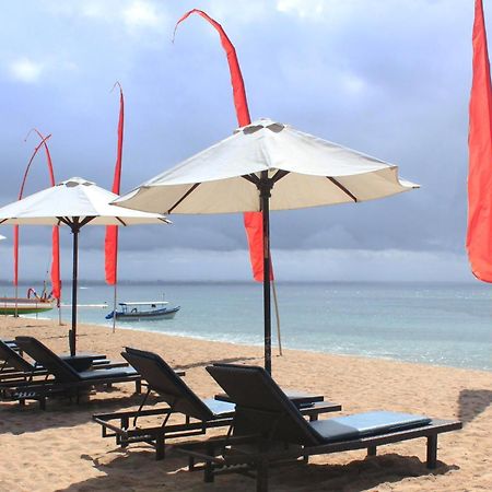 Besakih Beach Hotel Санур Экстерьер фото