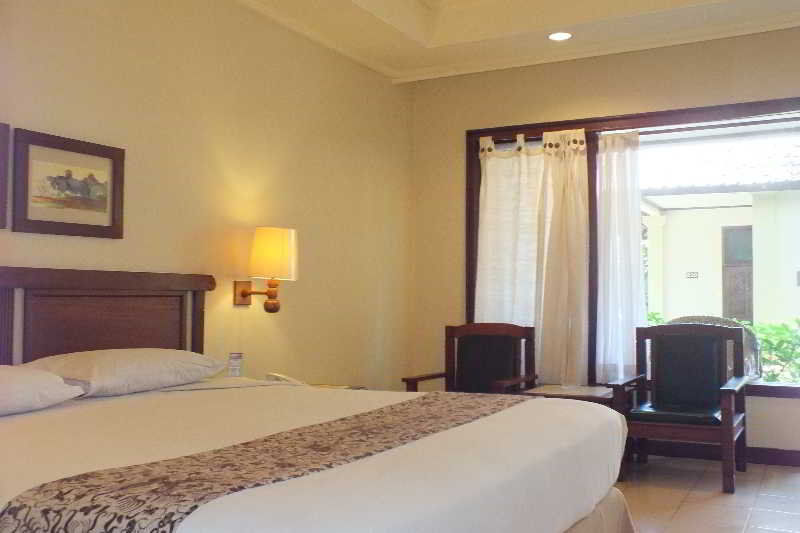 Besakih Beach Hotel Санур Экстерьер фото