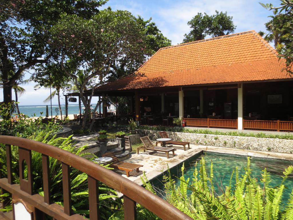 Besakih Beach Hotel Санур Экстерьер фото